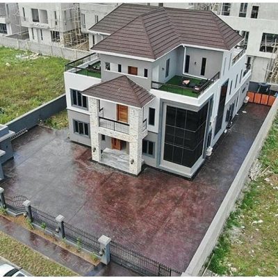 WhatsApp Image 2025-10-02 at 19.05.16 (1)